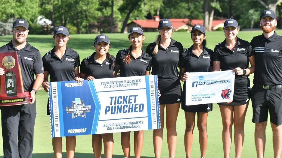 hsu-wgolf-24region-champs
